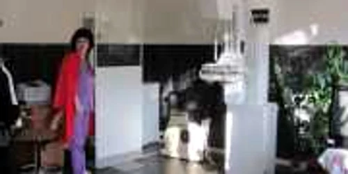 Mamograful nu poate fi folosit, pentru că nu există medic specialist