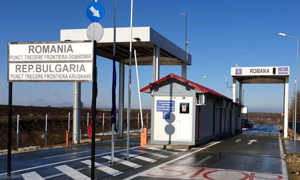 
    Românii care trec granița la bulgari, și nu doar în tranzit, trebuie să prezinte documente CovidFoto: Poliția de Frontieră  
