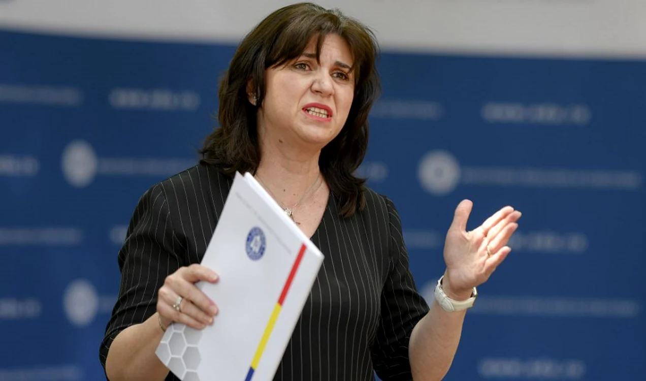 
    Monica Anisie solicită Inpectoratului Școlar o anchetă în acest cazFoto: Arhiva Click!  