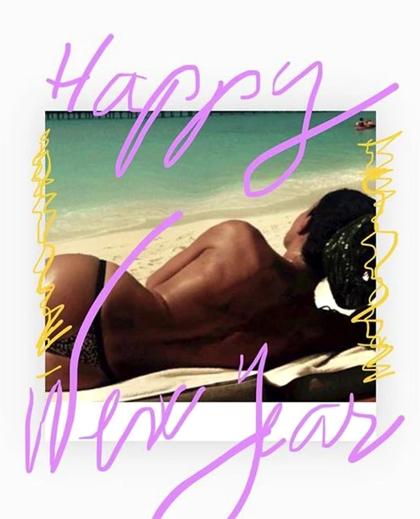 Imaginea prin intermediul căreia Mihaela Rădulescu le-a urat un „An nou fericit!” admiratorilor ei 