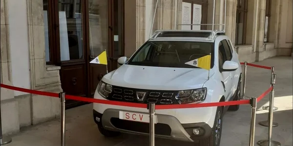 duster papamobil foto dacia
