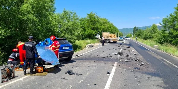 accident mortal pe dn 66 hateg petrosani foto ipj hunedoara