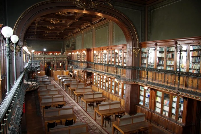 Biblioteca Universității din IașiFoto TuIasi.ro