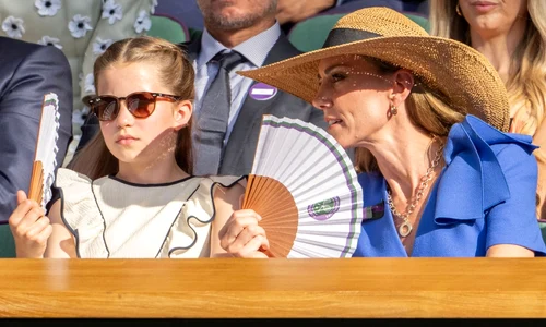 Prințesa Charlotte și Kate Middleton profimedia 1021706687 jpg