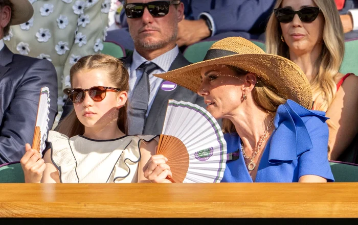Prințesa Charlotte și Kate Middleton profimedia 1021706687 jpg