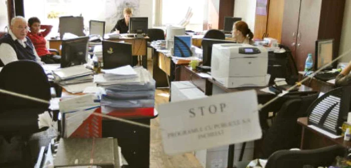 Cel mai mare număr de bugetari s-a atins în 2008
