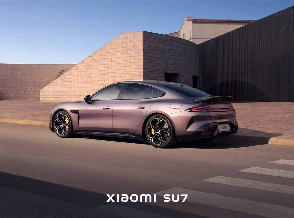 Xiaomi SU7 FOTO Twitter