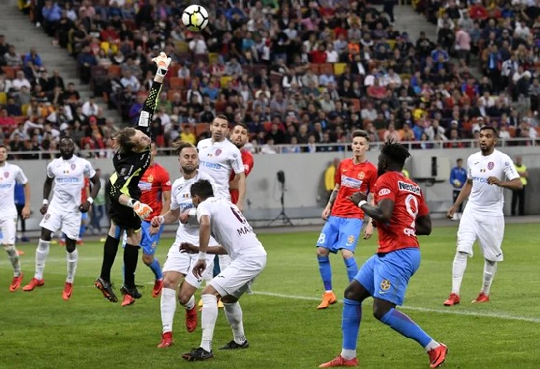 
    FCSB și CFR, primele două candidate la titlu  