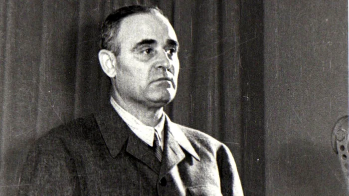 Cum a ajuns un zilier sărman să se scalde în lux. Povestea lui Gheorghe Gheroghiu-Dej, primul lider comunist al României | adevarul.ro