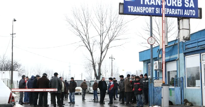 Oamenii au revenit pe trasee. Foto: Arhiva Adevărul