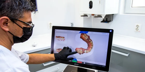 featured image MB Dental Adevarul jpg
