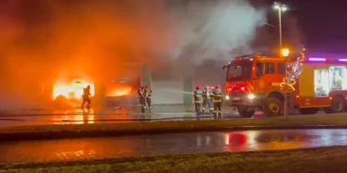 incendiu pitesti FOTO captura video png