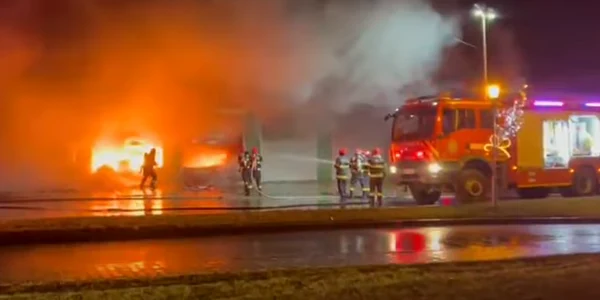 incendiu pitesti FOTO captura video png