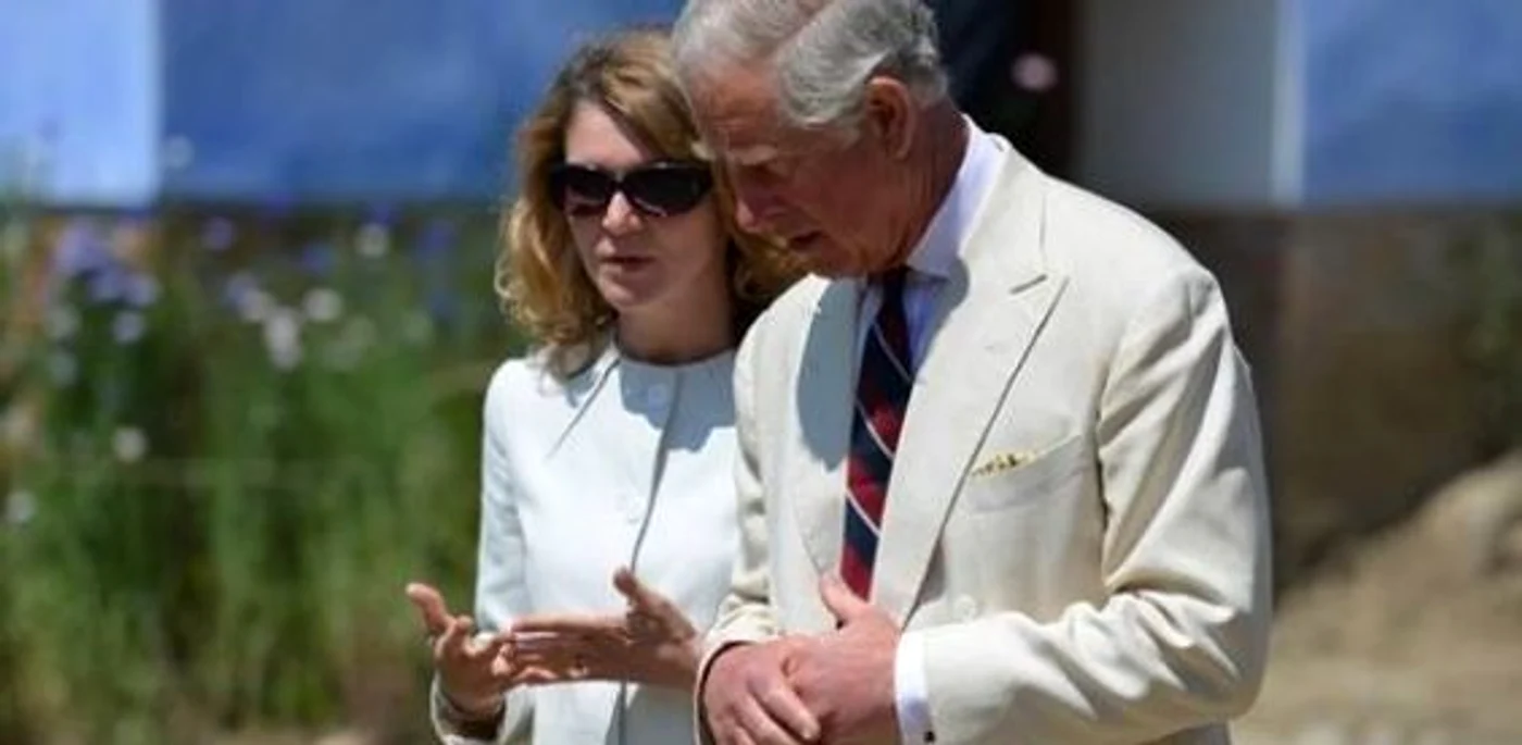 Aura Woodward şi prinţul Charles, într-o fotografie făcută în 2015. FOTO: Bogdan Nicolae