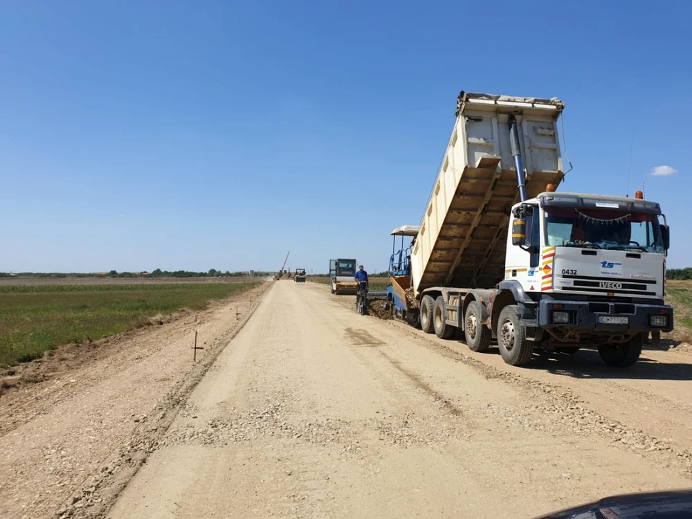 Lucrări pe şoseaua de centură Timişoara-Sud