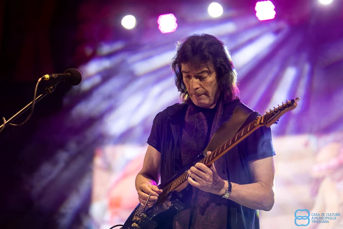Steve Hackett pe scena Capitol FOTO Facebook/Casa de Cultură