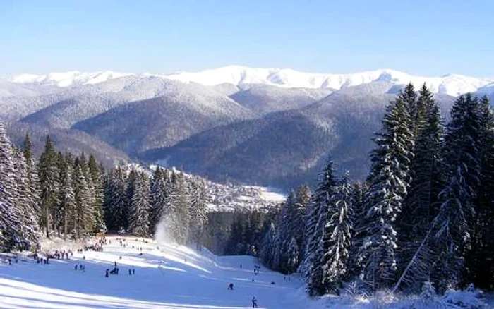 Noua pârtie de schi, Kalinderu 2, are o lungime de 1,2 kilometri şi un grad de dificultate mediu spre greu