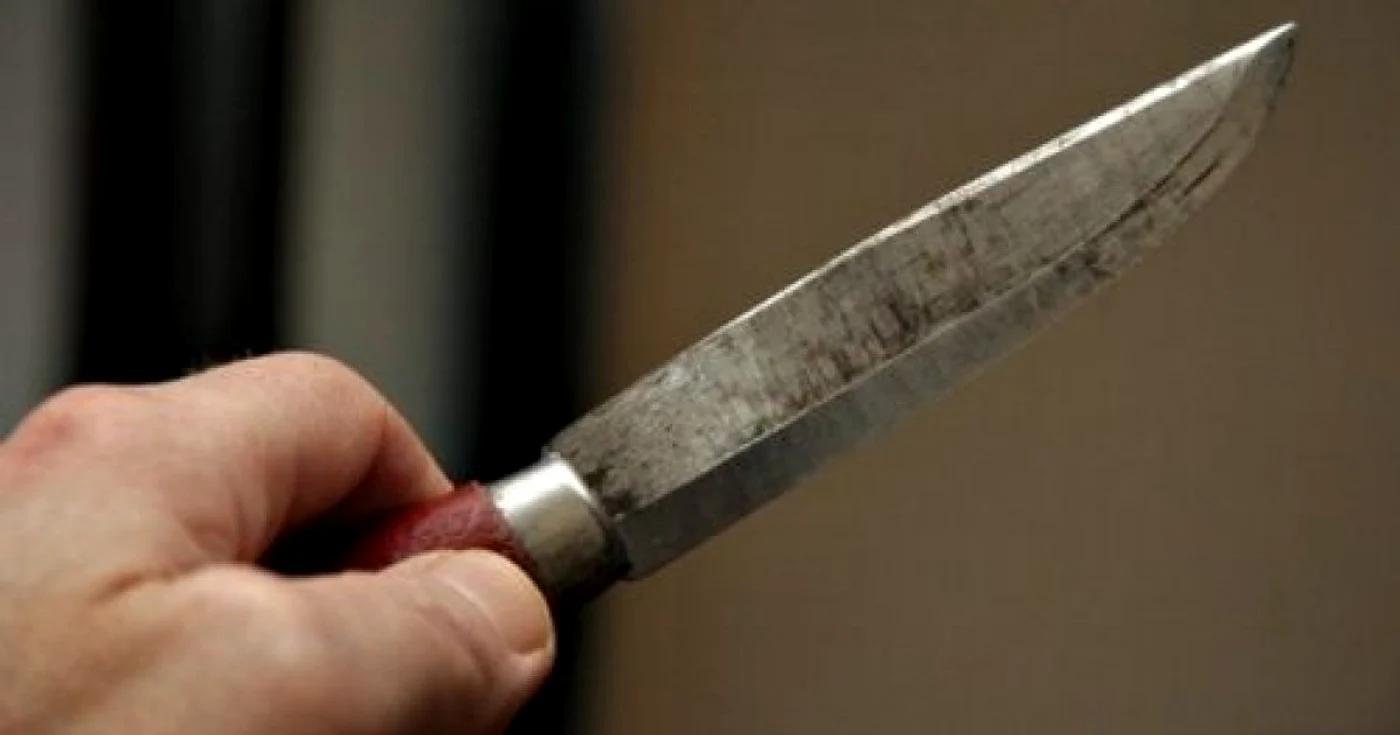 Suceveanul l-a înjunghiat pe bătrân de mai multe ori, cu un cuţit pe care-l avea asupra sa