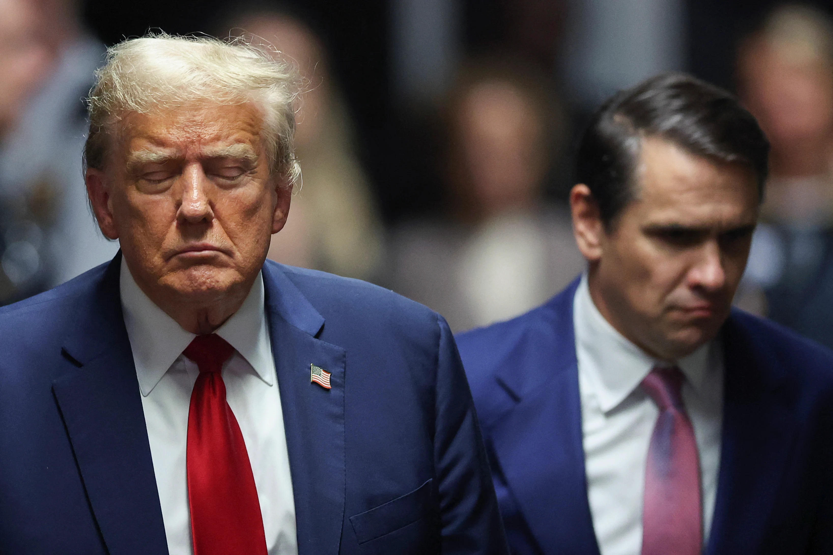 Trump a uitat numele bolii Alzheimer: „Eu nu am asta”. La ședințe ațipește pentru că „e plictisitor de moarte”