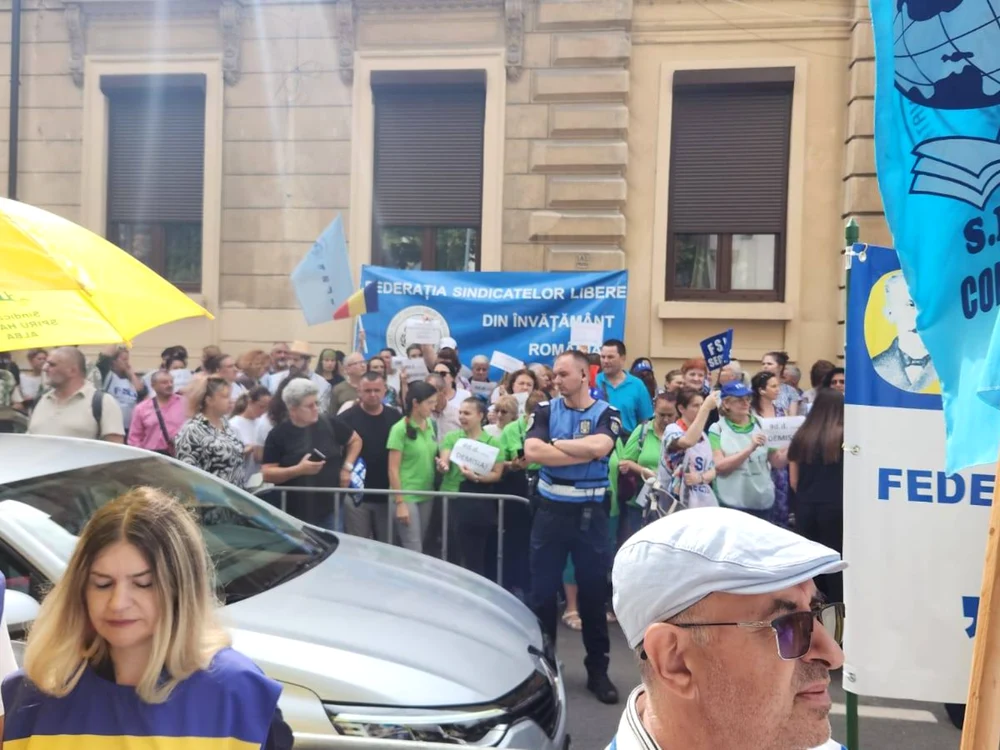 FOTO: Federația Sindicatelor Libere din Învățământ (FSLI)
