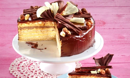 Tort de ciocolata jpeg