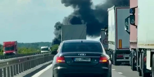 masina flacari A1 FOTO ePitesti.ro