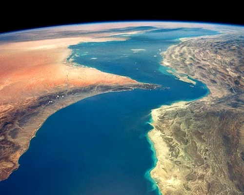 Stramtoarea Ormuz imagine din satelit foto NASA jpg