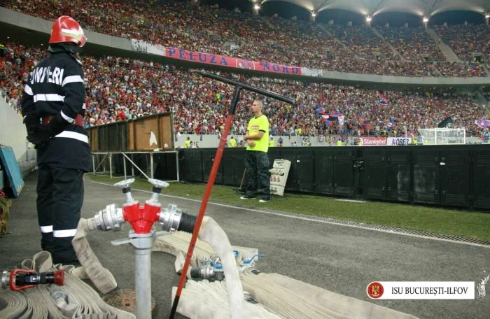 
    Măsuri speciale luate la meciul Steaua-Manchester CityFoto: ISU București-Ilfov  