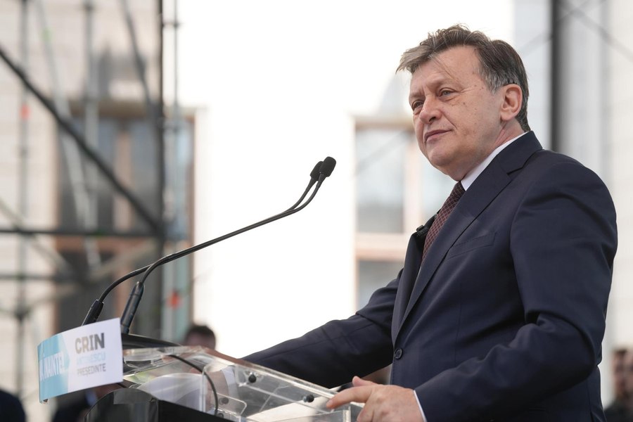 Crin Antonescu - la 16 ani după prima candidatură: Un rezultat aproape identic, în ciuda susținerii coaliției guvernamentale