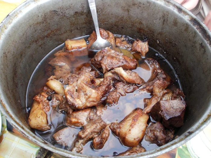 În Prahova sunt deschise pe 30 de centre unde se poate efectua examenul trichineloscopic (foto: arhivă Andrei Moroiță)