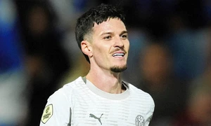 dennis man x psv jpg