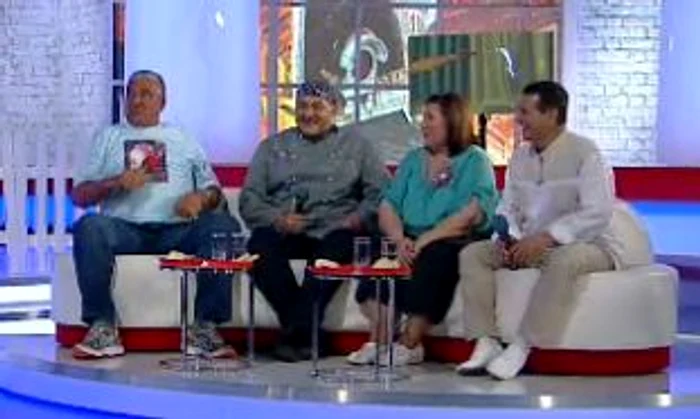 Rică Răducanu, Nea Marin, Lady Bamboi şi Sidia Sisoko au făcut parte din juriul care i-a dat "note" lui Biba (captură: Pro TV)