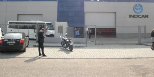 Spaniolii de la Indcar vor face caroserii pentru microbuze la Prejmer.