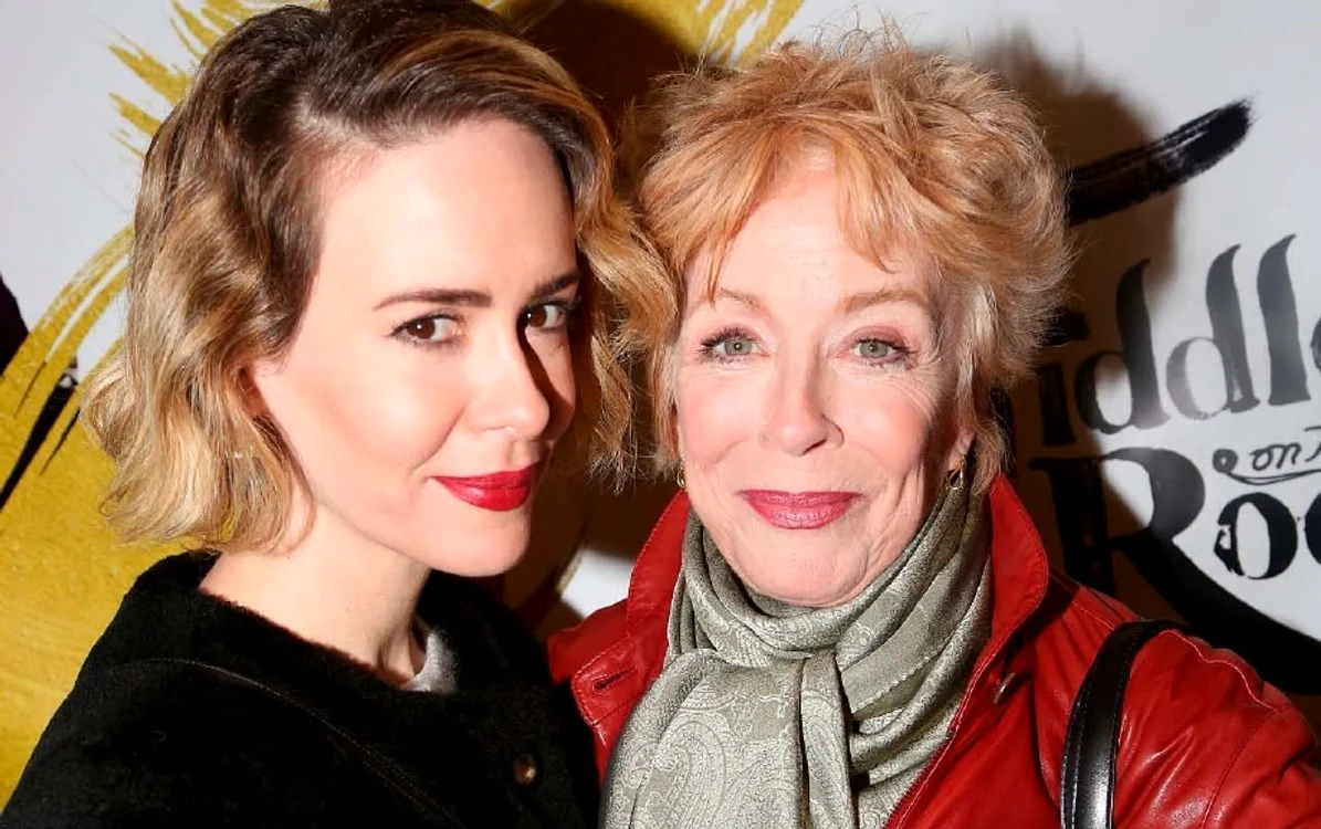 1 sarah paulson si holland taylor lesbiene jpg jpeg