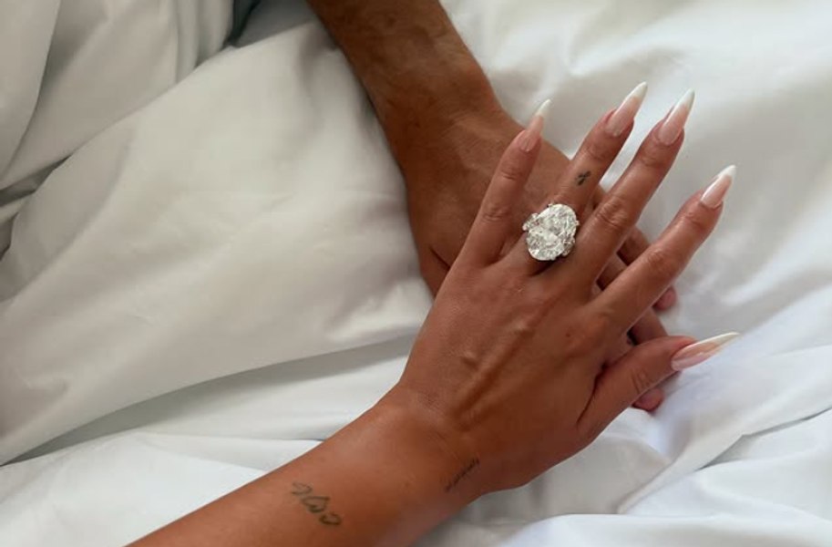 Cristiano Ronaldo se căsătorește. Georgina Rodríguez a spus „Da, vreau”. Cum arată inelul de logodnă cu un diamant uriaș