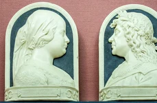  Beatrice de Aragon și Matia Corvin (© Magyar Nemzeti Múzeum / Wikimedia Commons)