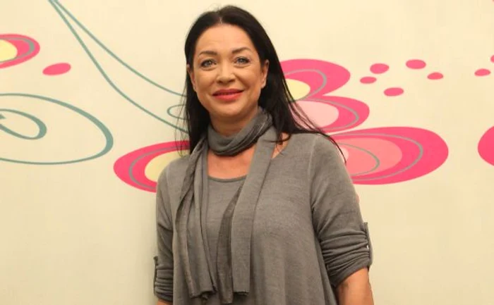 
    Băiatul actriței a plecat să studieze în străinătateFoto: Sever Gheorghe  