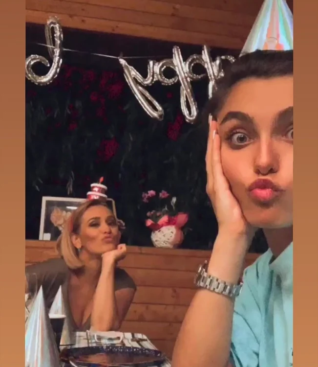 Andreea Esca și fiica ei, Alexia