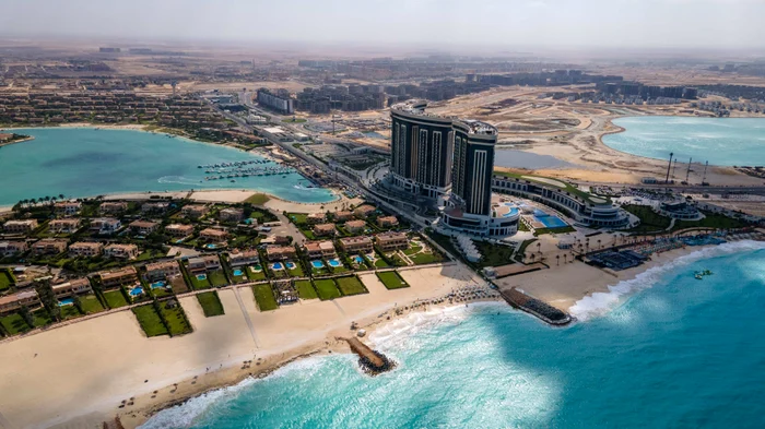 El Alamein, „Maldivele Egiptului” de pe coasta Mediteranei o nouă destinație pentru turiștii români 