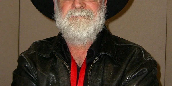 terry prachatt