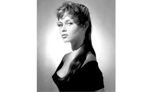 Actrița franceză Brigitte Bardot, în anul 1954 (© Studio Harcourt / Wikimedia Commons)
