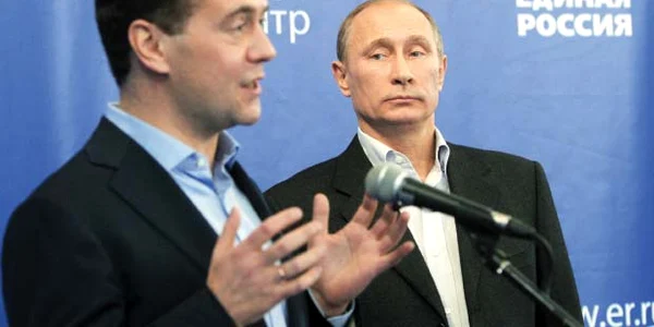 Medvedev şi Putin nu sunt prea încântaţi de scorul obţinut de partidul lor