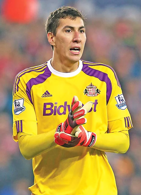 
    Costel Pantilimon a făcut multe meciuri mare pentru Sunderland în acest sezonfoto: Click!  