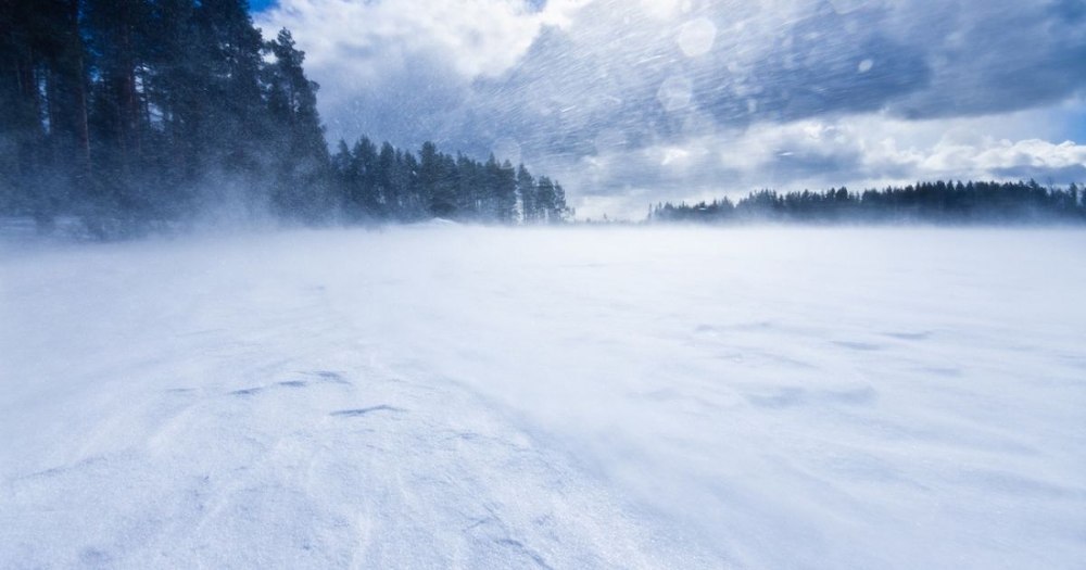 Prognoza meteo luni, 6 ianuarie. Cod portocaliu de vânt în zonele montane. Temperaturile se vor situa peste cele obișnuite