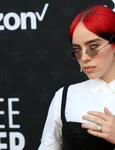 Billie Eilish sursa foto Shutterstock jpg