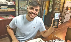 7 1 3col politist suedez jpeg