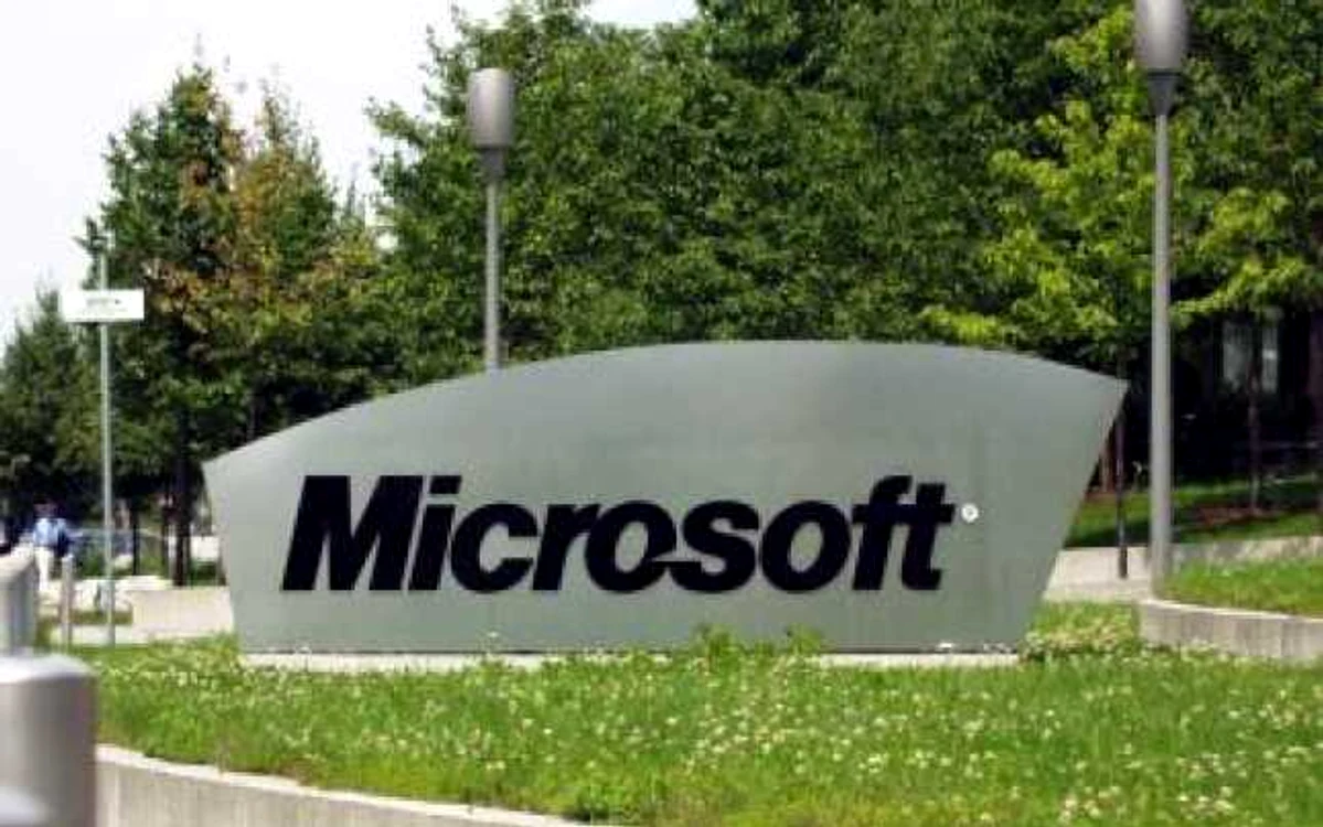 Microsoft, profit trimestrial în scădere