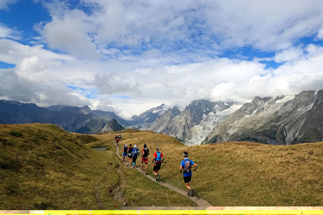 Fotografii: Pascal Tournaire, Laurent Salino, Franck Oddoux, UTMB