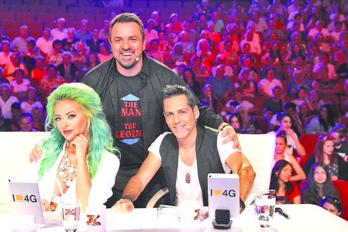 Juraţii Delia, Ştefan Bănică şi Horia Brenciu vor reveni pe micul ecran cu o zi mai devreme