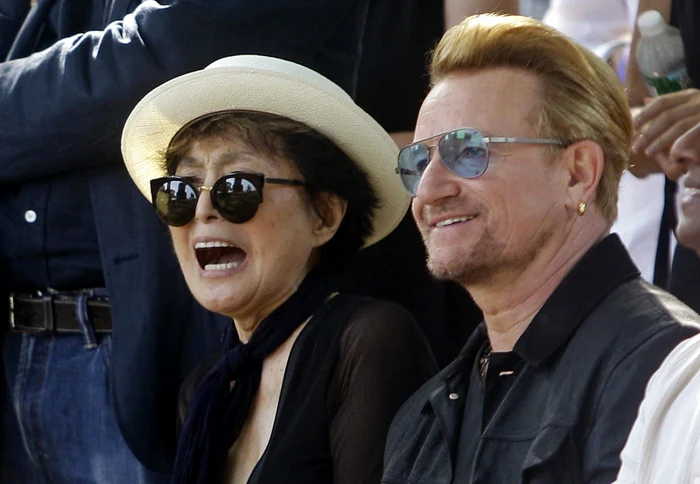 Yoko Ono nu a avut vreo relaţie amoroasă cu Hillary Clinton FOTO AP